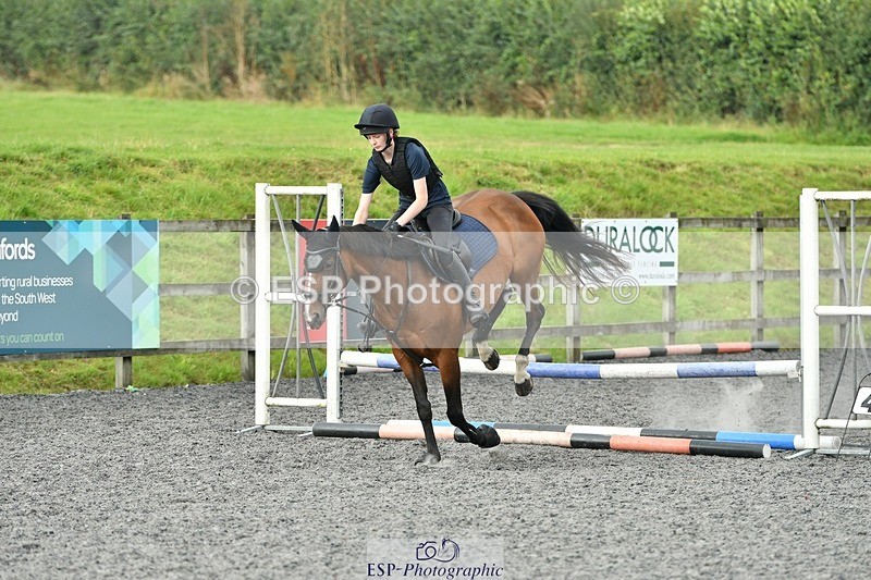 230817-091548-00113 - Theo's 1st Group - Arena