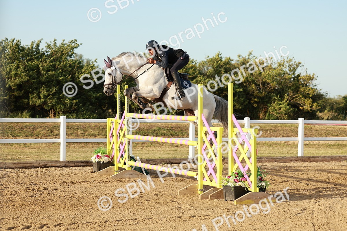 SBM_009100 - Class 6 - National 1.30m 1.40m Open Handicap