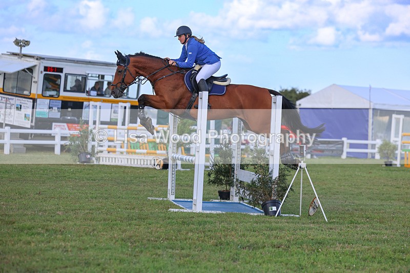 3E7A4628 - Class C1: Showjumping Senior Newcomers/1.10m open