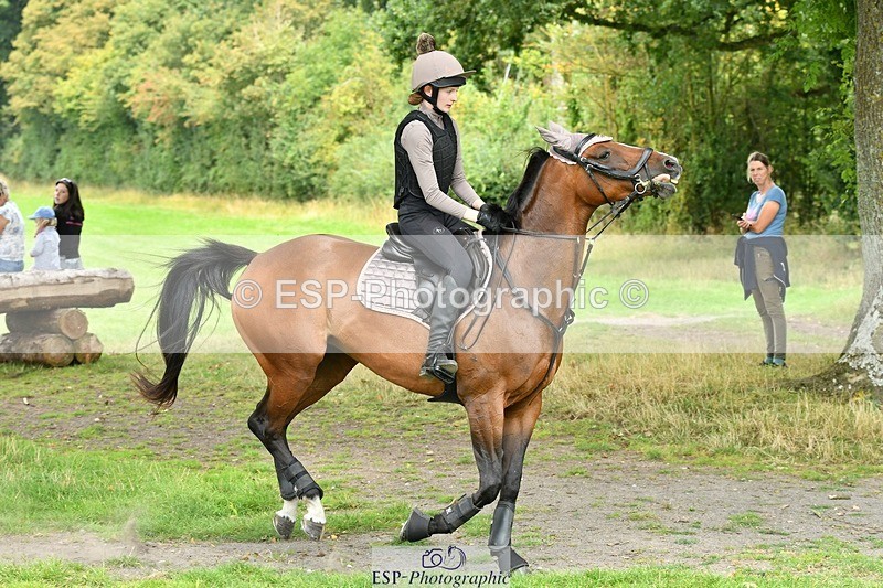 230817-125351-00754 - Theo's 1st Group - XC