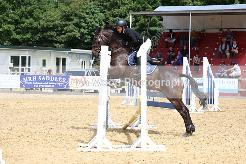 3E7A0231 - Class 9: Senior British Novice/90cm open