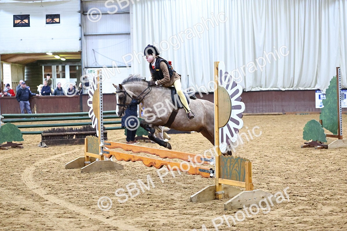 SBM_003061 - Class 35 - 60cm Training Stakes