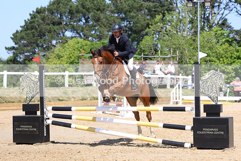 3E7A5889 - Class 4: Senior BN/90cm open