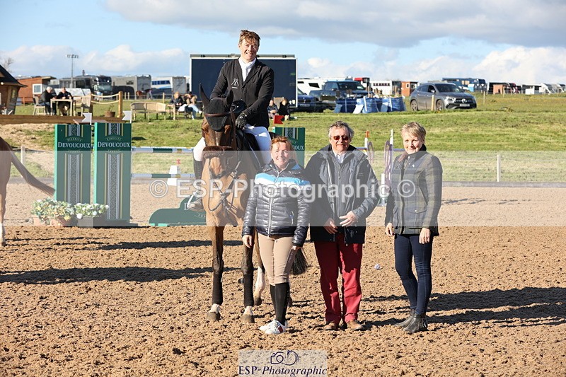 240419A-175844-10015 - Cls 10, 2 Star Big Tour 145cm  Break to End