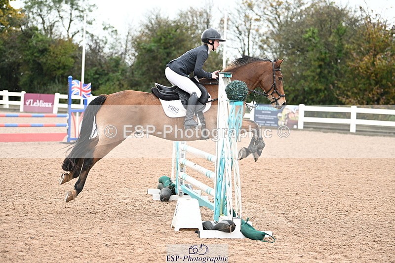 241023A-112647-00544 - Cls 1 British Novice and 90cm Open