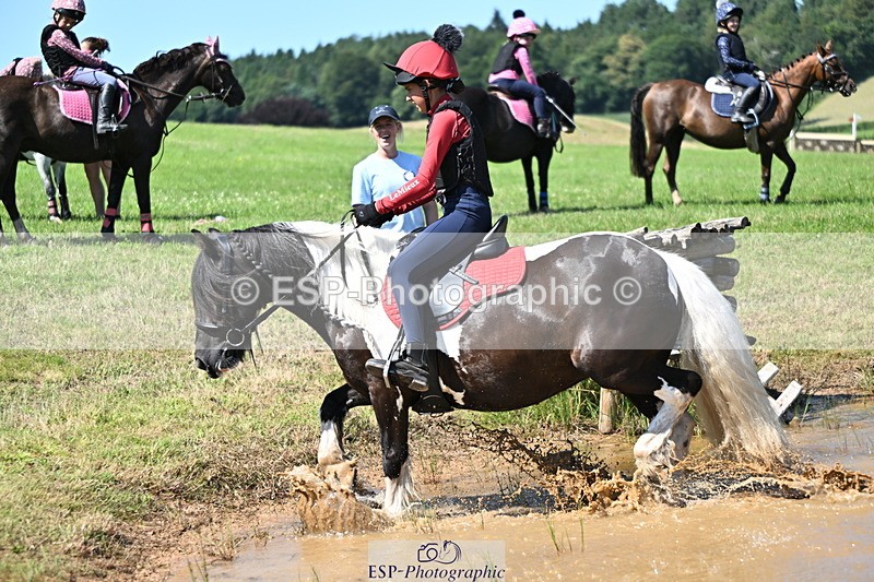 240729B-150148-03015 - Abbie's Group XC