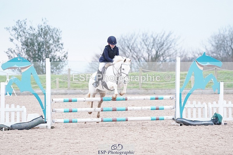 250209-134556-01990 - Cls 30+31 Stepping Stones and Winter-Summer