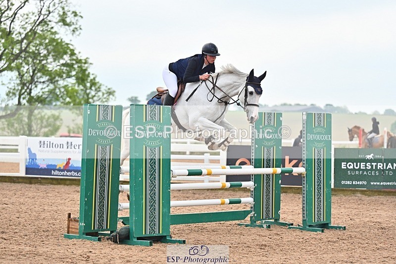 260508-084456-04236 - Cls 17 British Novice and 90cm Open