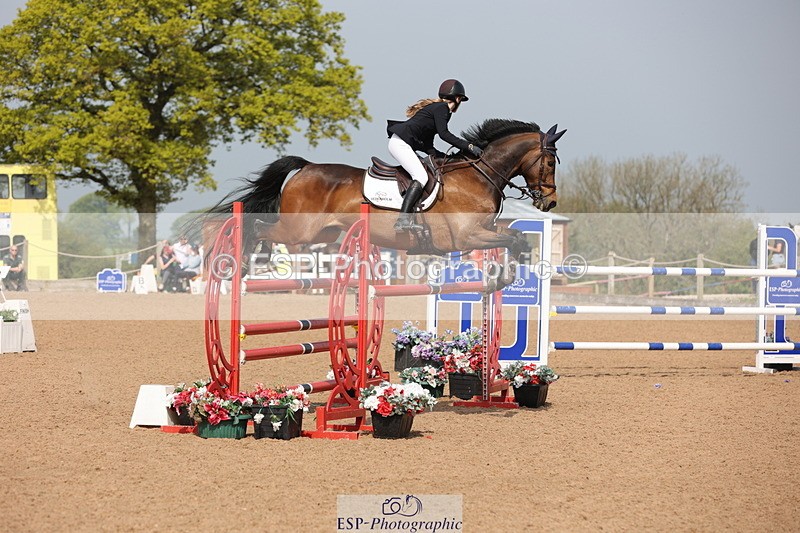 240511A-103755-11823 - Cls 33 Snr 1.20m Open