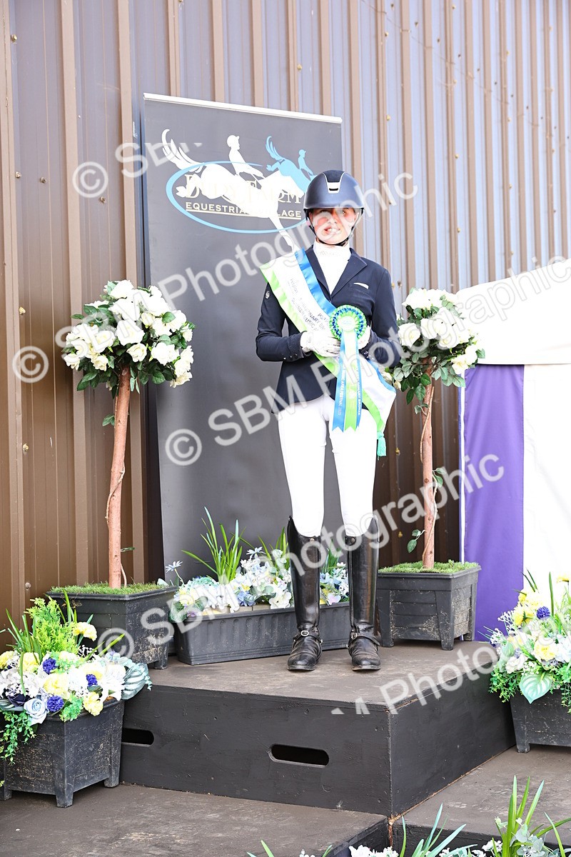 SBM_000946 - Presentations - cart