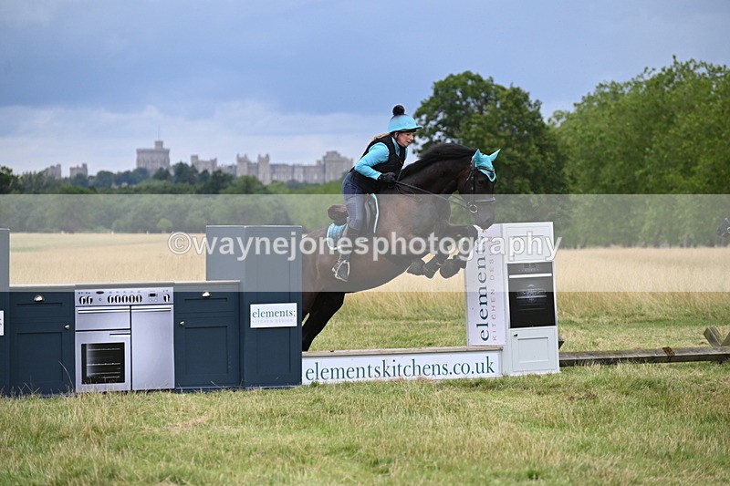 WJ6_3177 - Time at Jump 11:06 to 11:40