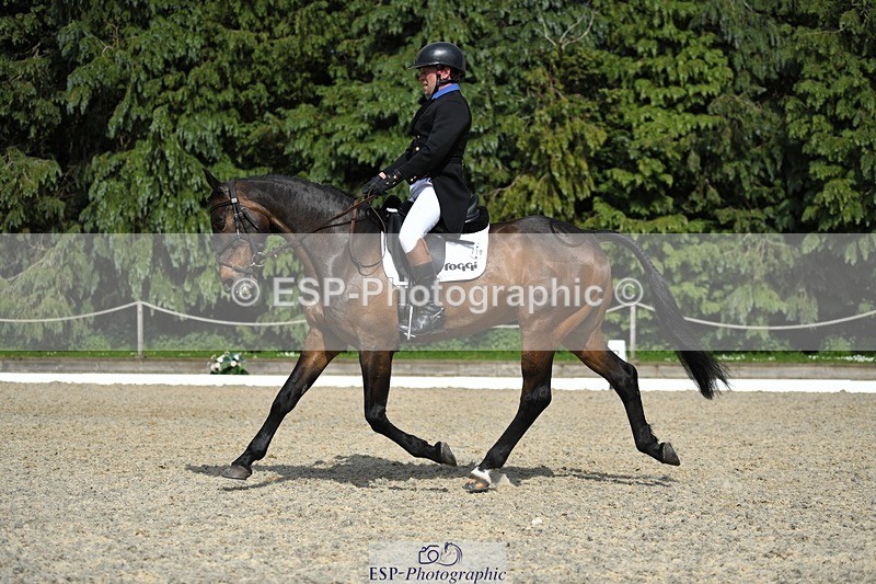 230525-161233-03345 - 119-AUTOGRAF-Simon_Grieve-WEDTrotUp+DR