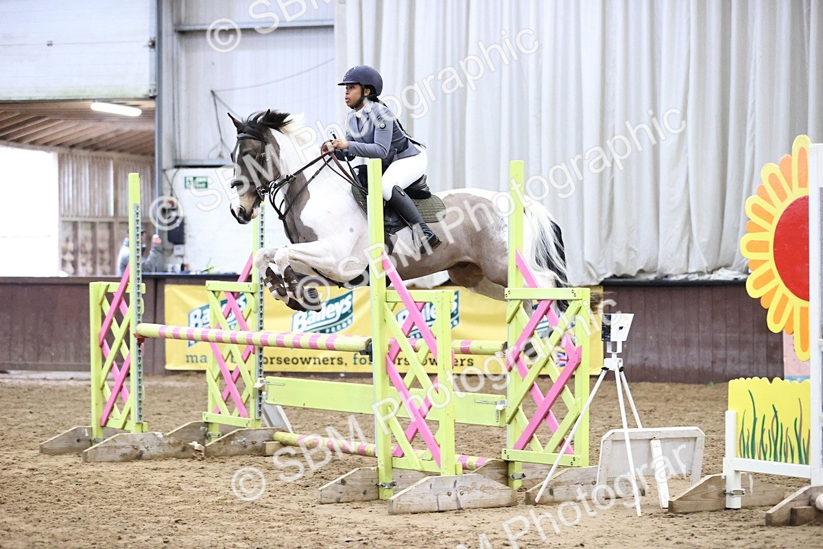 SBM_001801 - Class 11 - Blue Chip Pony Newcomers - 1.00m