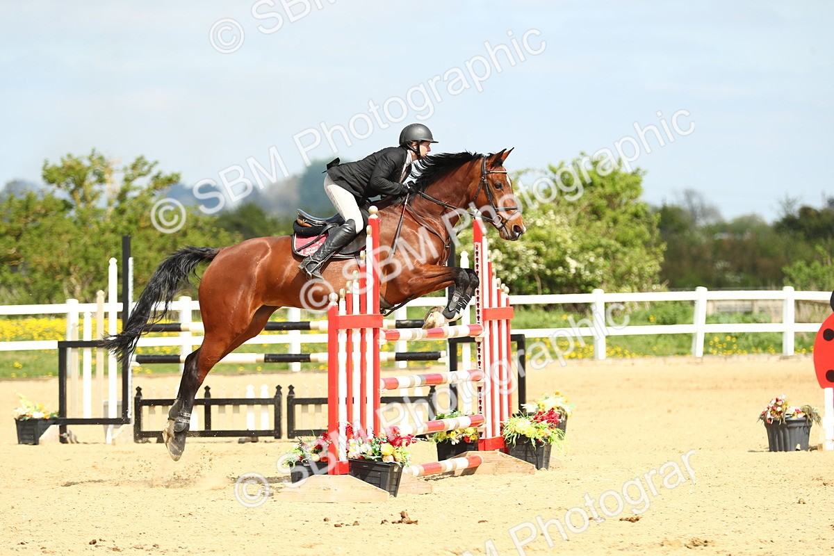 SBM_001380 - Class 5 - Senior Foxhunter 1.20m