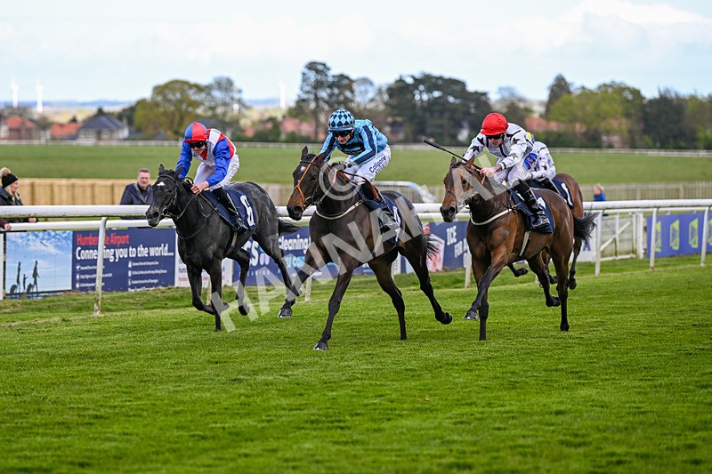 250424-Race 1-Jayvee-8931 - Race 1