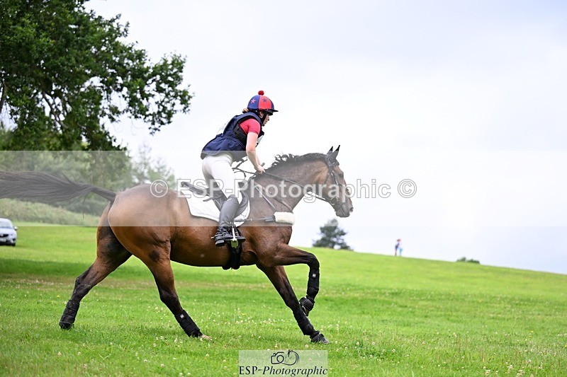 240803-103832-01074 - 102-Lucy_Henretty-Lee-AMANDI_VIVENDI