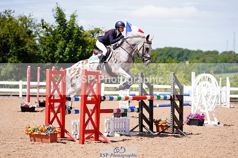 240629A-115508-05103 - Cls 18 Newcomers and 1m Open