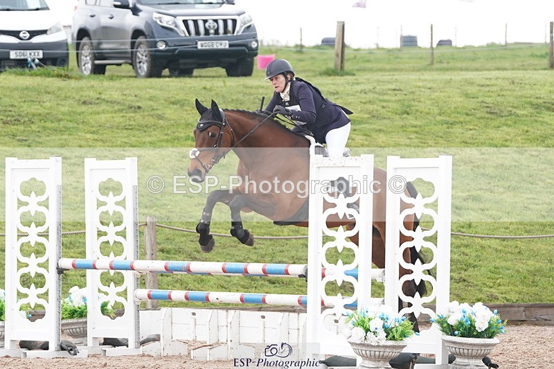 250419-120530-09572 - 472-Danielle.Burnford-ULTRA.LIGHT