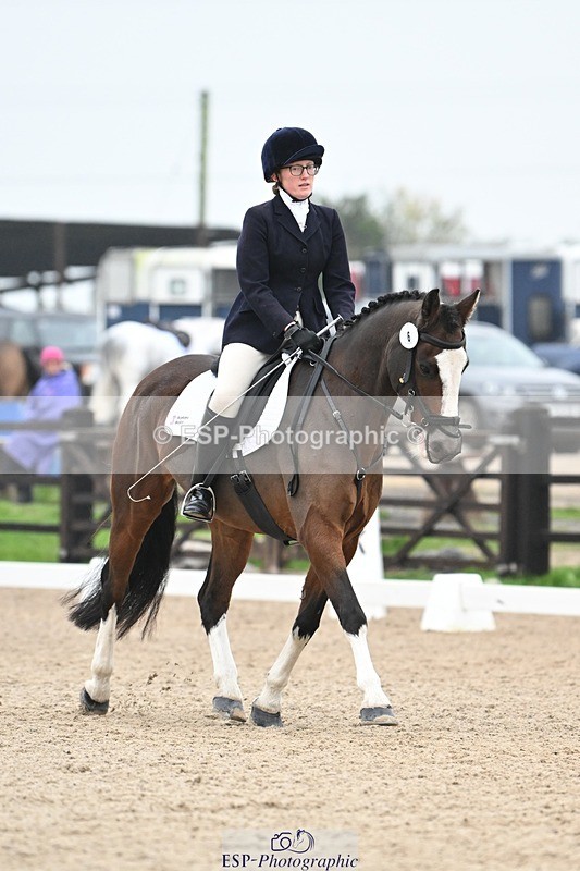 241103-103349-00356 - Intro 3 - 9.40 to 10.40