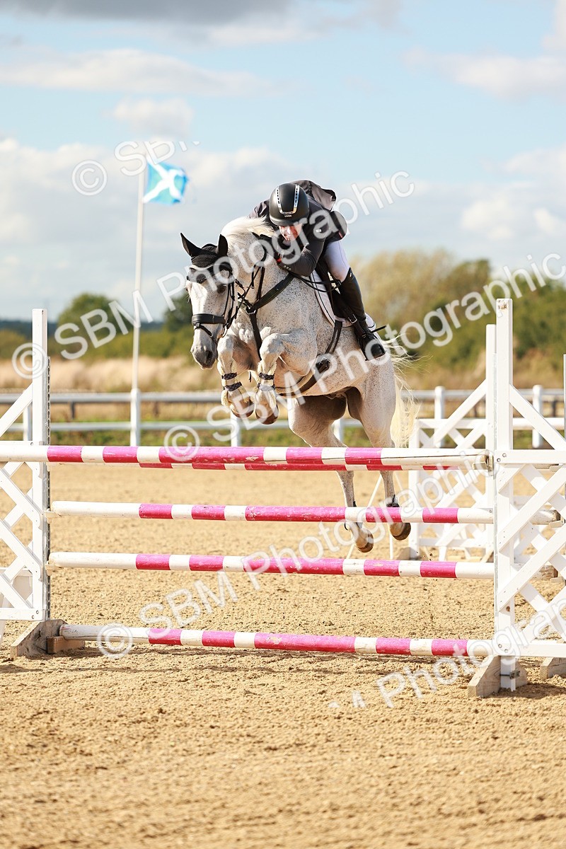 SBM_002055 - Class 5 - Senior Foxhunter - 1.20m