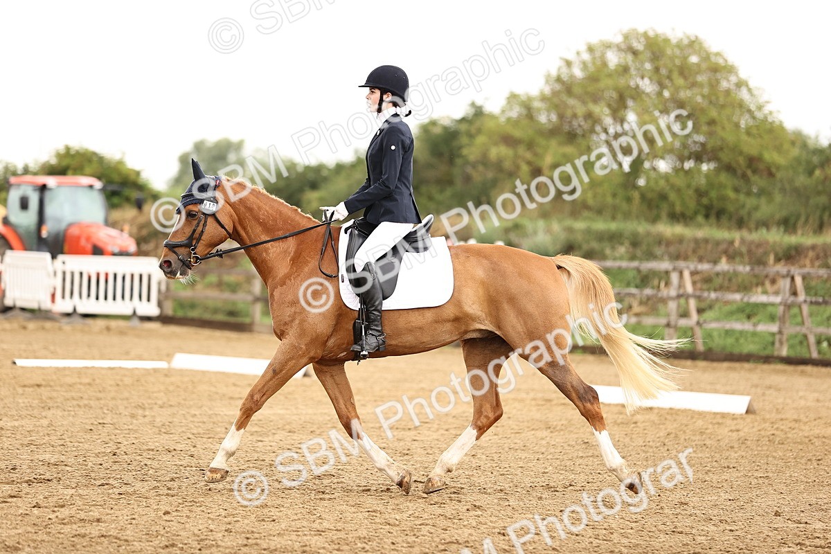 SBM_003842 - Class 6 - Novice 1