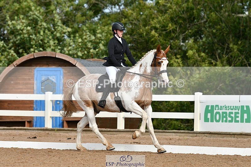 250906-100004-00538 - 090-Isabel.LawsonIn.the.pink