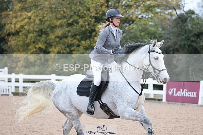 241101A-135855-02321 - FRI Cls 6 Foxhunter and 1.20m Open