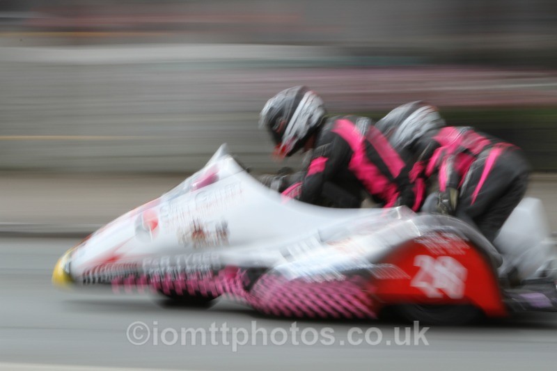 Peter Alton & Keith Brotherton - Sure Sidecar Race 2