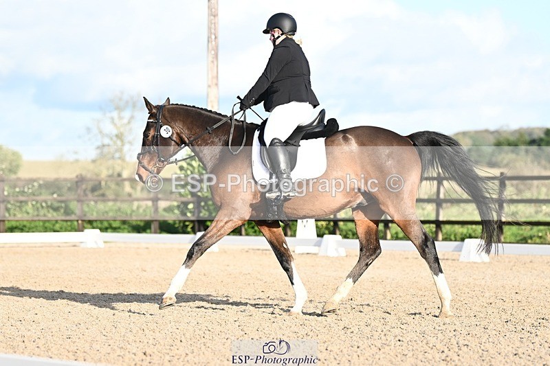 231105-143624-02434 - Cls 5 Novice 27 Start to 15.30 break