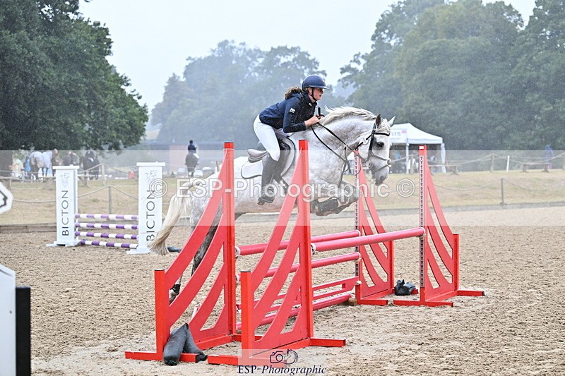 250830A-132437-06211 - Cls 22 95cm Amateur Quali