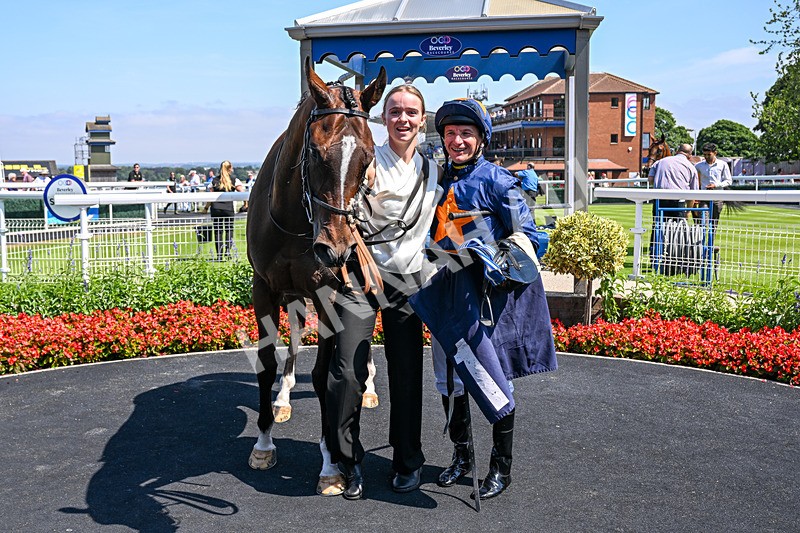 140726-Race 1-Fast Track-3050 - Race 1 14.17pm EBF Fillies' Novice Stakes