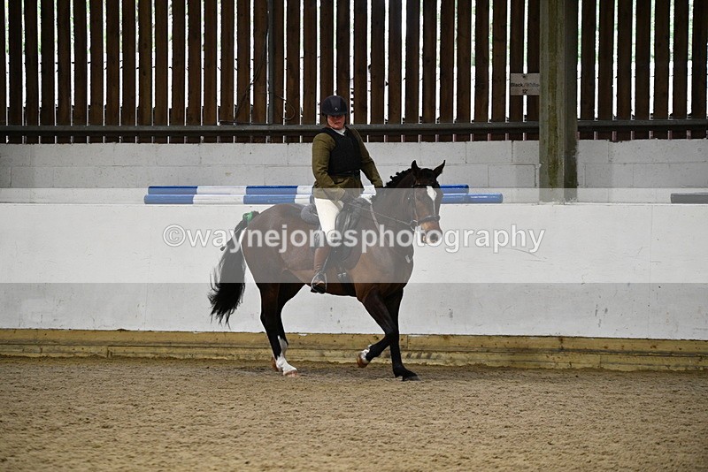 WJ5_8357 - Class 14 Novice Ridden/Rider