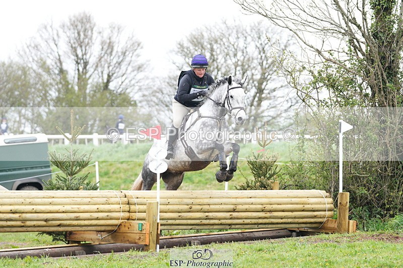 250419-100009-08292 - 565-Charlotte.Rowe-SIXTIES.SCION.OF.CLOONISLE