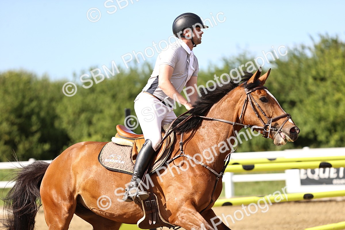 SBM_002975 - Class 5 - Senior Foxhunter - 1.20m