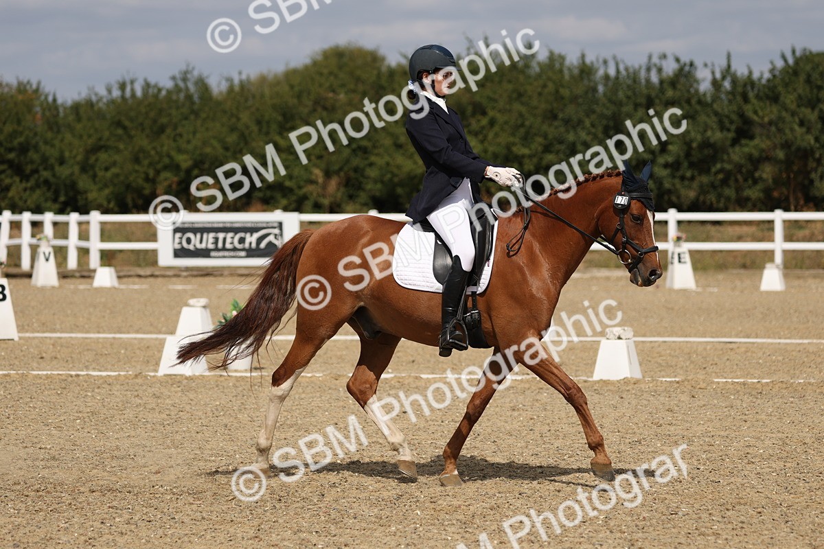 SBM_021886 - Class 22 - M5 Silver13.03.14.07