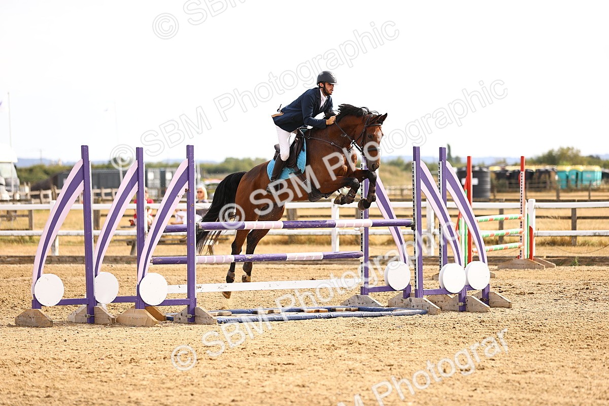 SBM_001707 - Class 6 - Senior Newcomers 1.10m