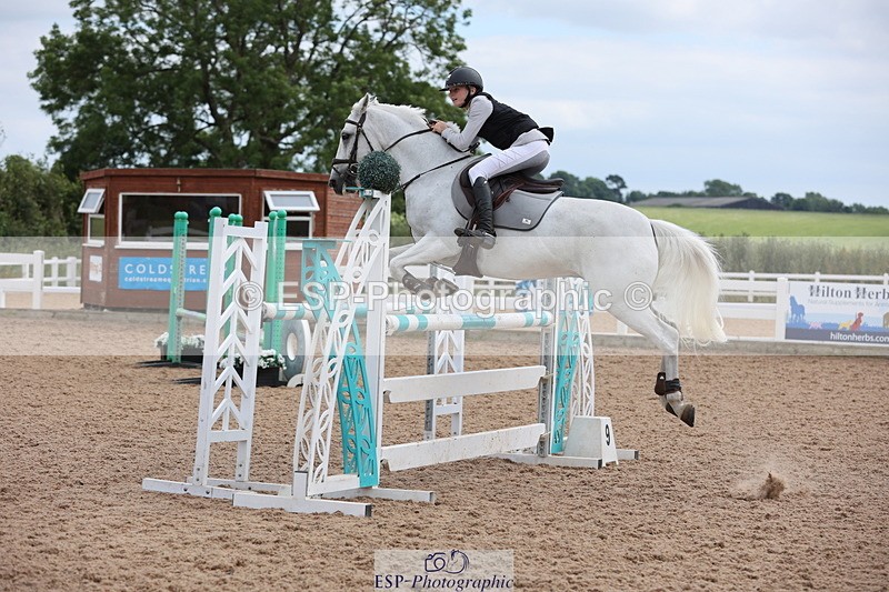 240630A-153239-14783 - Cls 33 Foxhunter and 1.10m Open
