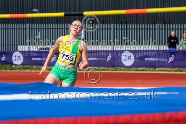 Age25SAT-915723 - Field Female Set Two