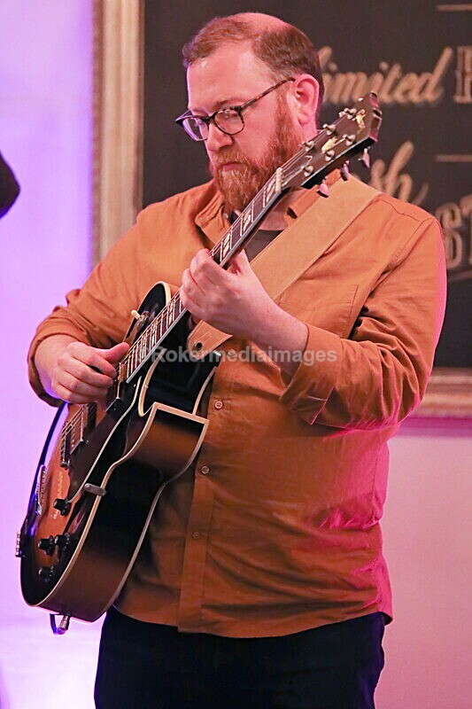 ROD-6 - Rod Kelly Trio