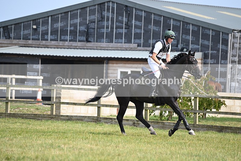 WJ6_2295 - 60cm XC Time 14:21 to 14:47