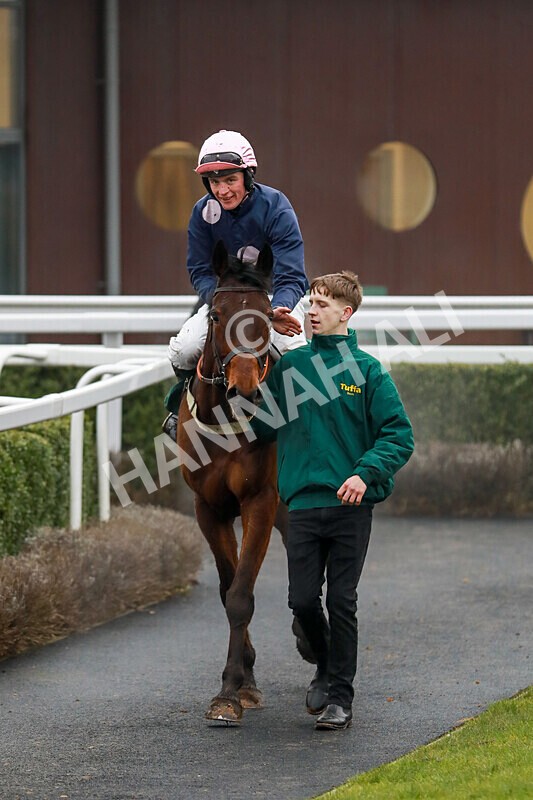 310125-Race 5-The Paddy Pie-4586 - Race 5