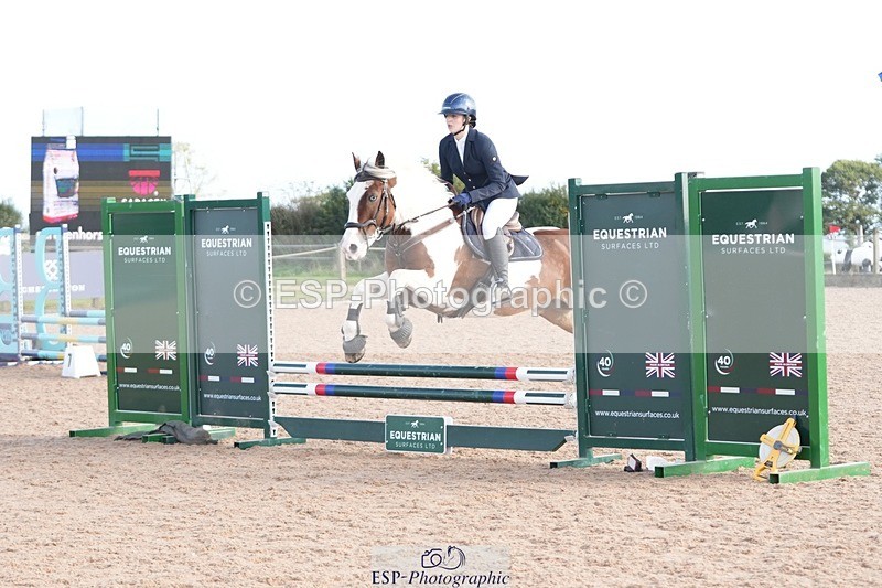 260926-155519-01329 - Cls 13 70cm Speed Derby