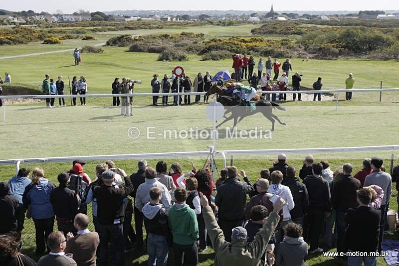 Race 3 12 - Gsy Race Finish Line 03/05/10