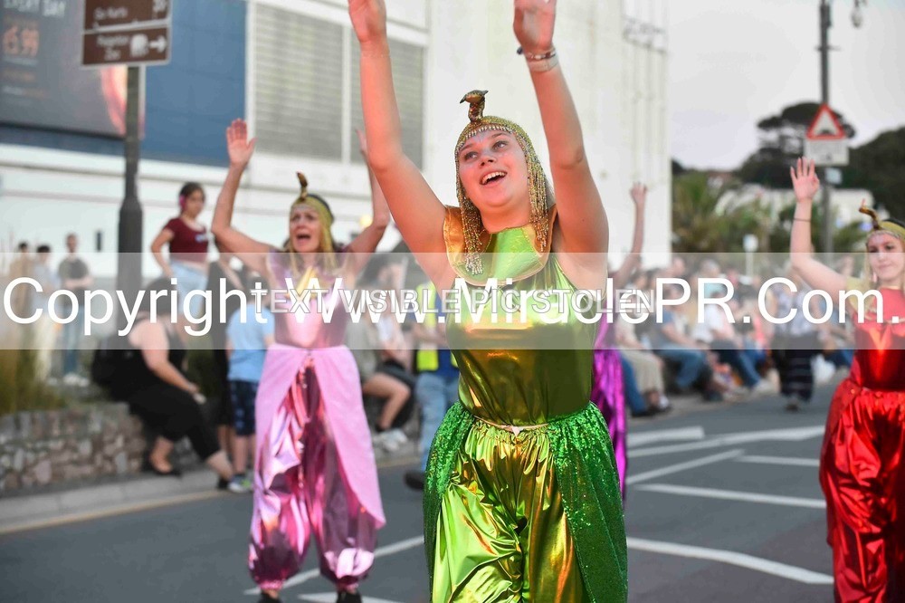 SH4_3998 - Carnival Procession.
