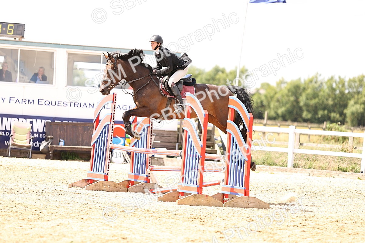 SBM_004408 - Class 3 -  Senior British Novice - 90m Open