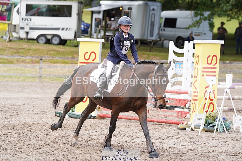 240824X-122956-24098 - 80cm Round 1 12.00 to 13.00