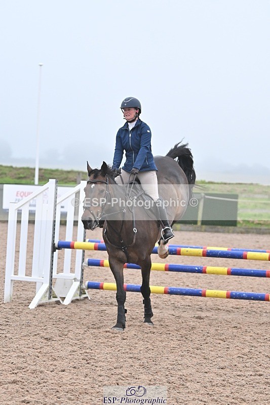 240813-191510-00863 - Classes 7 A&B 90cm