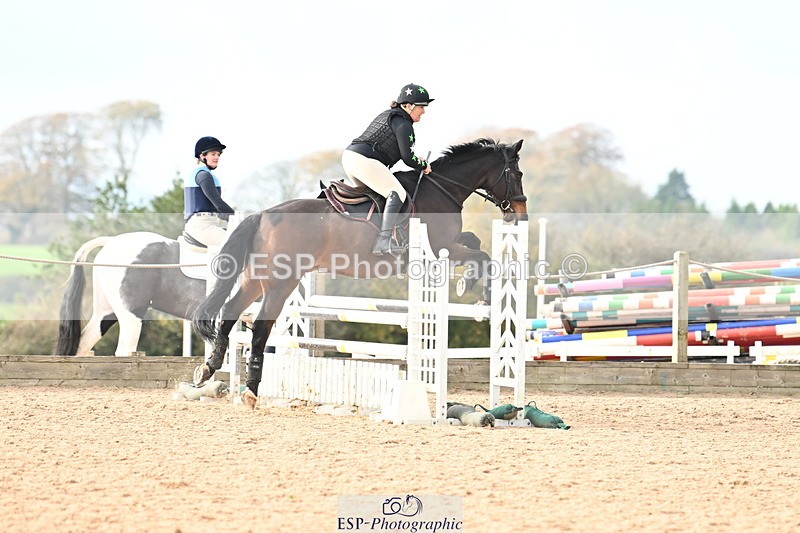 241110A-135617-01145 - 90cm Start to 14.00