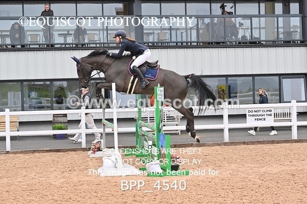 BPP_4540 - CLASS 20 SUN British Novice/90cms Open