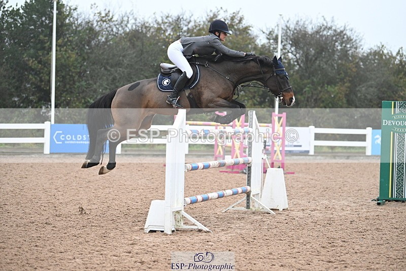 241102A-152815-06104 - SAT Cls 17 National 1.30 & 1.40m